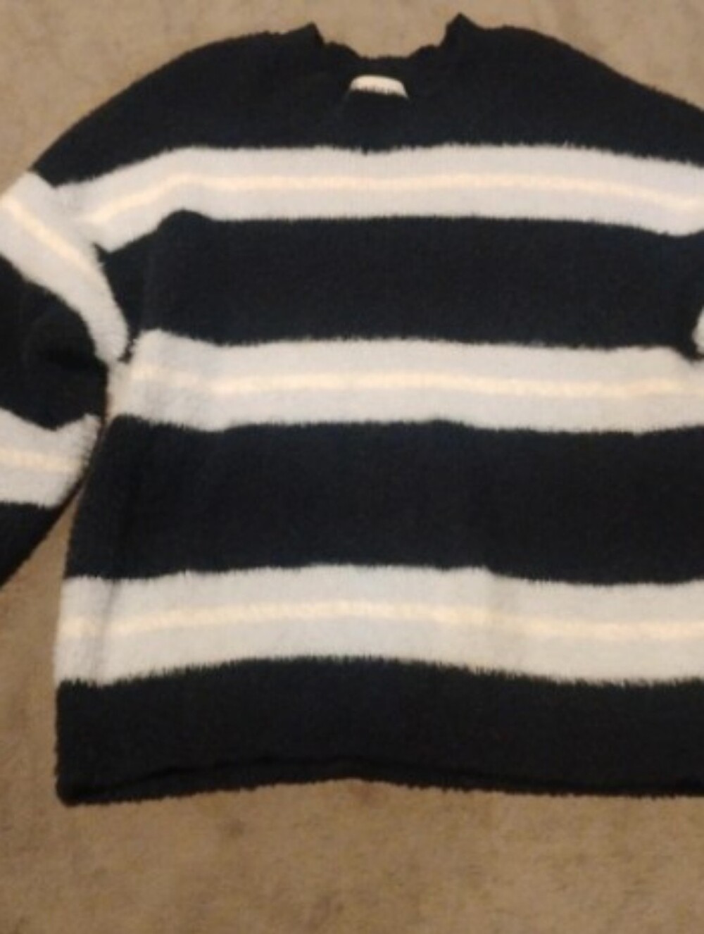 No Boundaries Fuzzy Striped Crewneck Pullover Sweater - Size XL (16-18)
